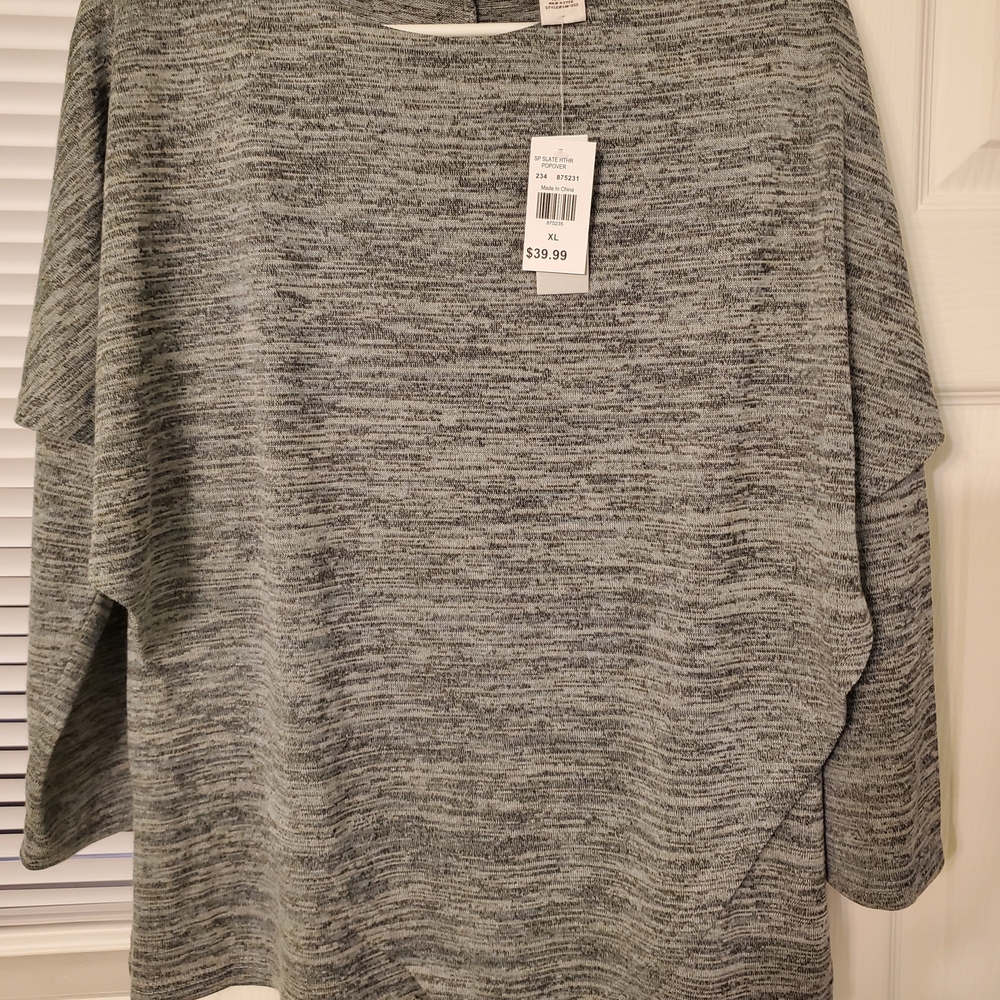Moda Heather Gray Pullover Sweater